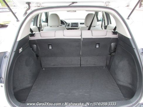 Used 2016 Honda HR-V LX image 14
