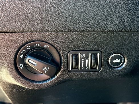 Used 2022 Dodge Charger R/T image 10