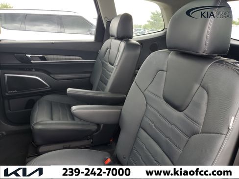 Certified 2024 Kia Telluride SX Prestige AWD/4WD image 12