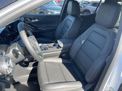 New 2026 Chevrolet Equinox LT w/ Convenience Package II image 11