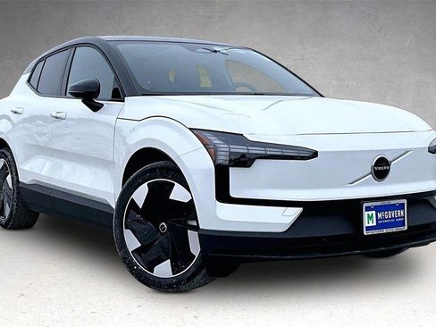 New 2026 Volvo EX30 Plus w/ Climate Package AWD/4WD image 2