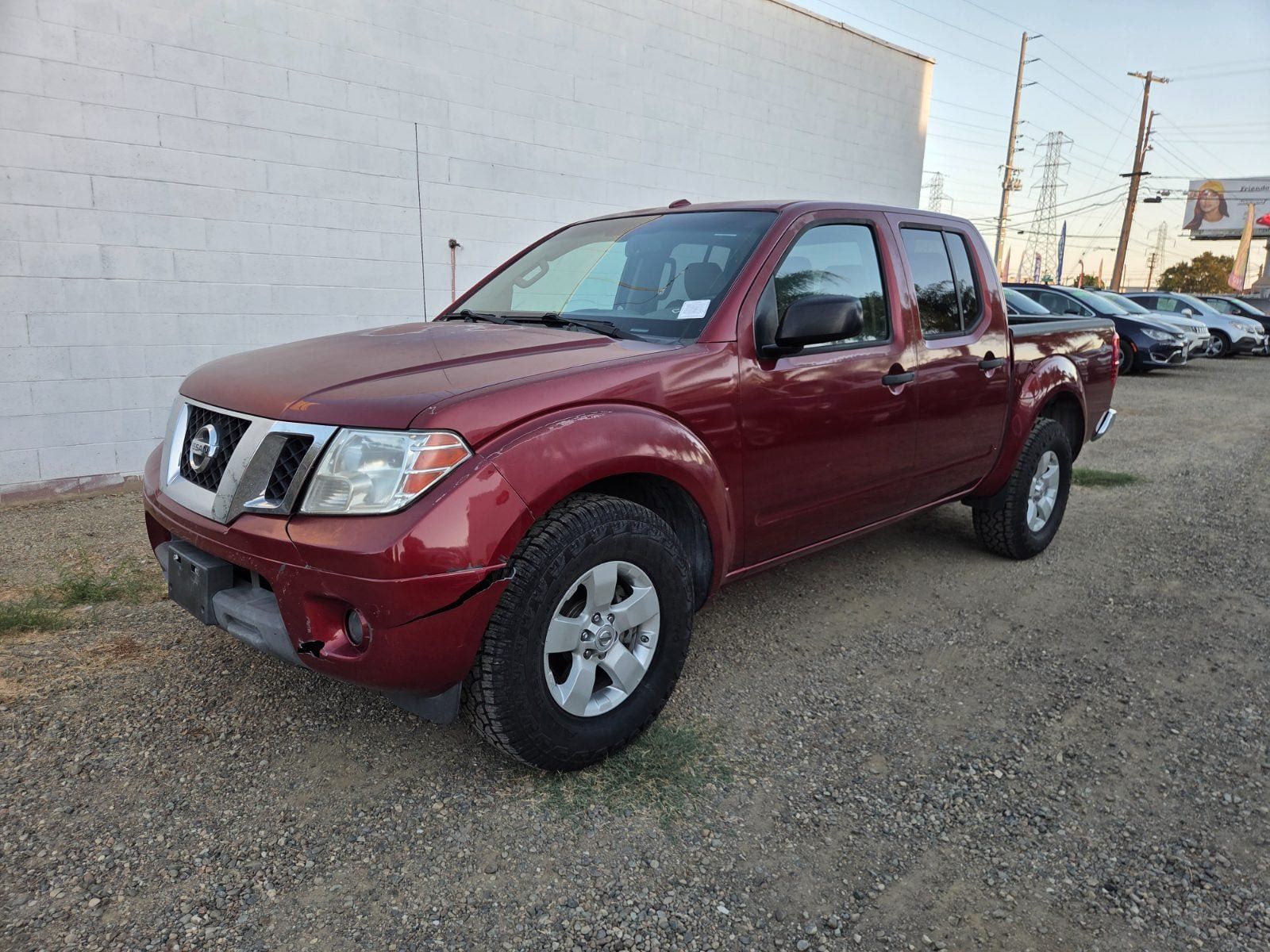 Used 2013 Nissan Frontier SV w/ SV Value Truck Pkg RWD image 1
