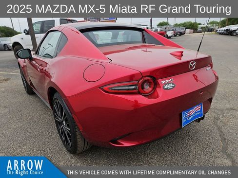 Used 2025 MAZDA MX-5 Miata RF Grand Touring RWD image 9