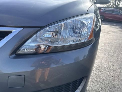 Used 2015 Nissan Sentra SR w/ SR Premium Package image 9