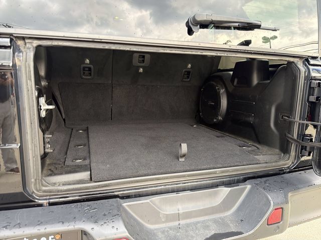 Used 2020 Jeep Wrangler Unlimited Rubicon AWD/4WD image 24