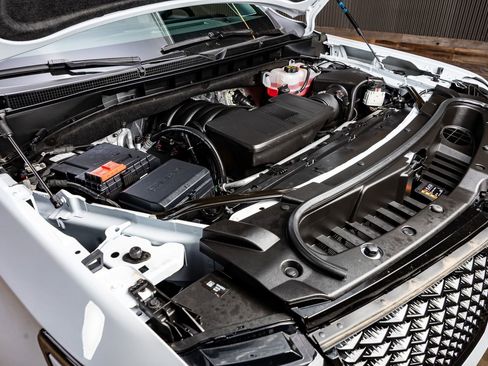 Used 2026 Cadillac Escalade Platinum Sport w/ LPO, Floor Liner Package image 42