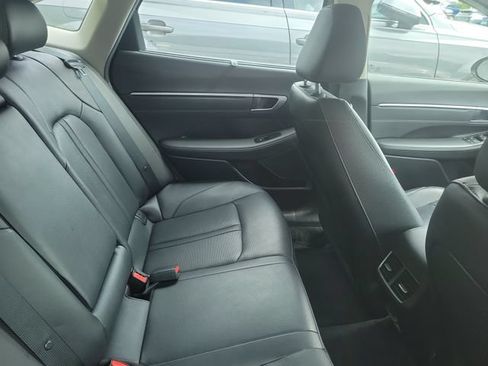 Used 2021 Hyundai Sonata Limited w/ Cargo Package FWD image 9