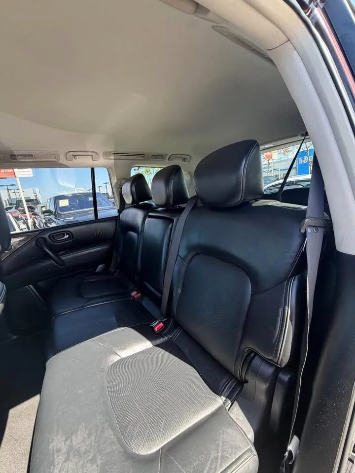 Used 2016 INFINITI QX80 2WD w/ 22" Wheel Package image 7
