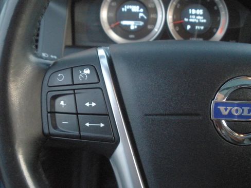 Used 2013 Volvo XC60 T6 image 33