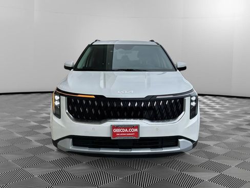 New 2026 Kia Carnival EX FWD image 2