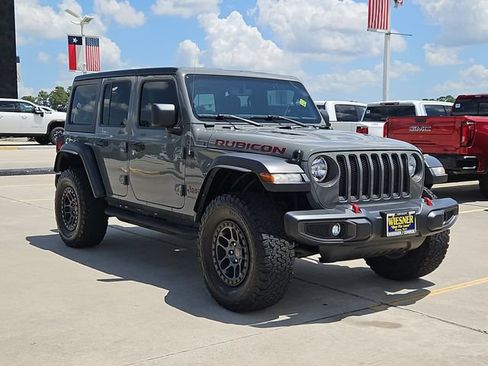 Used 2021 Jeep Wrangler Unlimited Rubicon w/ Xtreme Recon 35" Tire Package AWD/4WD image 3