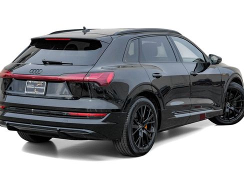 Used 2022 Audi e-tron Chronos w/ Chronos Package image 8