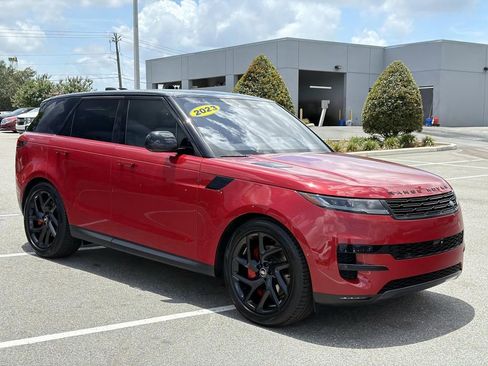 Used 2023 Land Rover Range Rover Sport SE AWD/4WD image 7