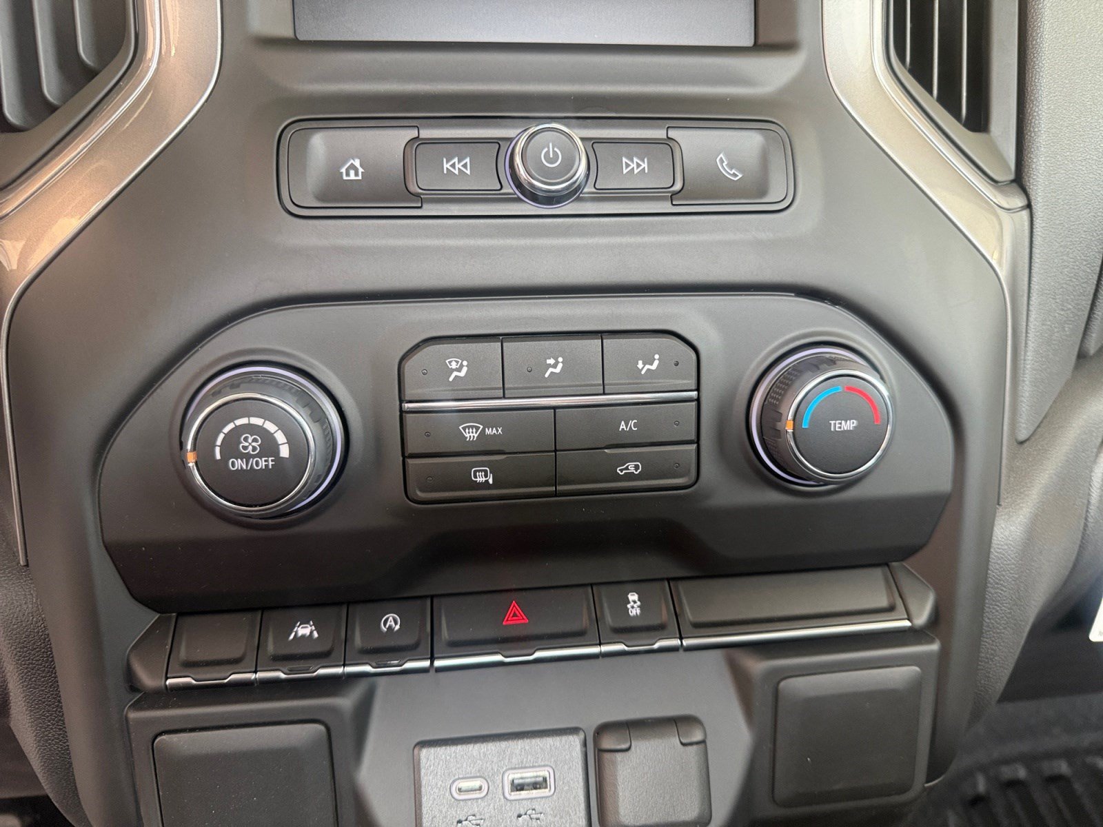 New 2026 Chevrolet Silverado 1500 W/T AWD/4WD image 23