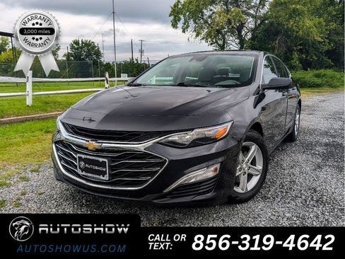 Used 2023 Chevrolet Malibu LS FWD image 1