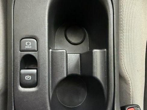 Used 2025 Toyota Corolla LE image 20