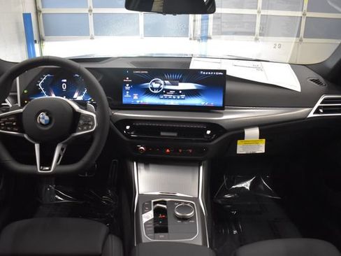 New 2026 BMW 330i xDrive Sedan w/ M Sport Package AWD/4WD image 5