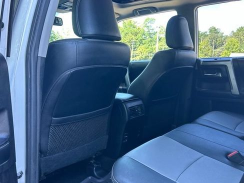 Used 2019 Toyota 4Runner SR5 Premium AWD/4WD image 30