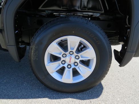 New 2026 GMC Sierra 1500 Pro image 13