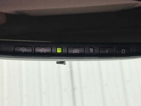 Used 2019 Nissan Pathfinder SV AWD/4WD image 11