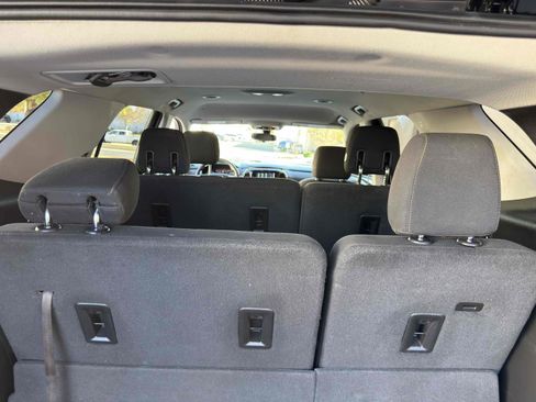 Used 2018 Chevrolet Traverse LS image 63