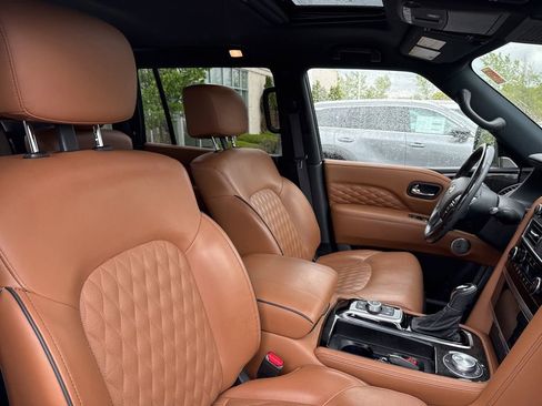 Certified 2023 INFINITI QX80 Sensory w/ Cargo Package AWD/4WD image 33