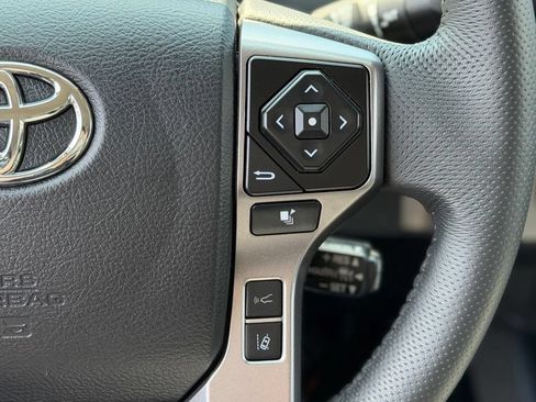 Used 2023 Toyota Tacoma SR5 w/ Technology Package AWD/4WD image 10
