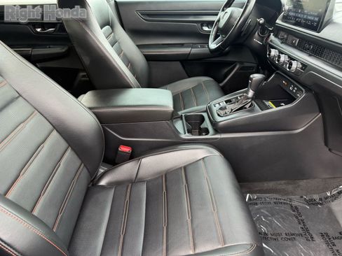 Certified 2025 Honda CR-V Sport-L image 32
