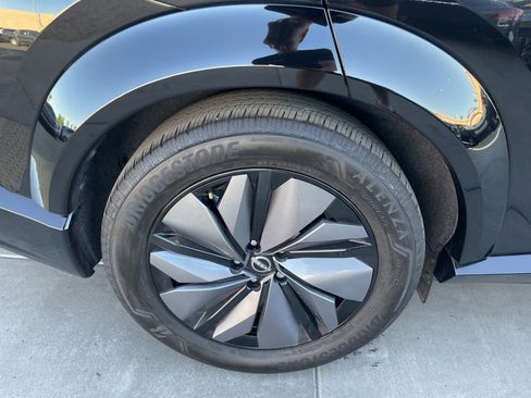 Used 2024 Nissan Ariya FWD image 16