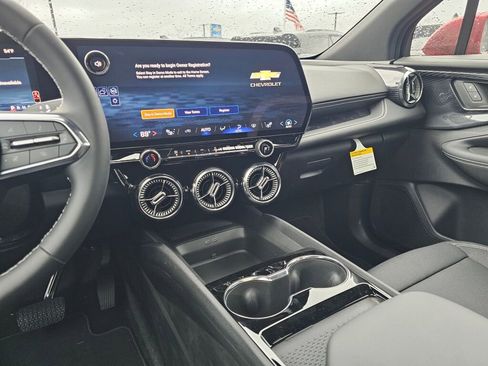 New 2026 Chevrolet Blazer EV LT AWD/4WD image 19
