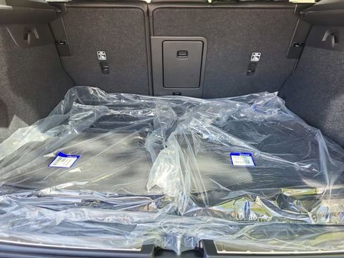 New 2025 Volvo XC40 B5 Ultra w/ Climate Package image 14