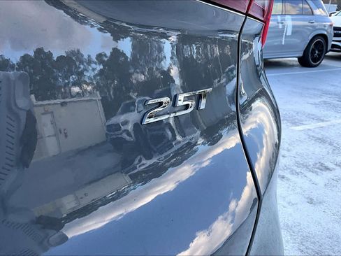 Used 2022 Hyundai Santa Fe Limited image 9