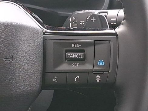 New 2026 Nissan Rogue Platinum AWD/4WD image 17