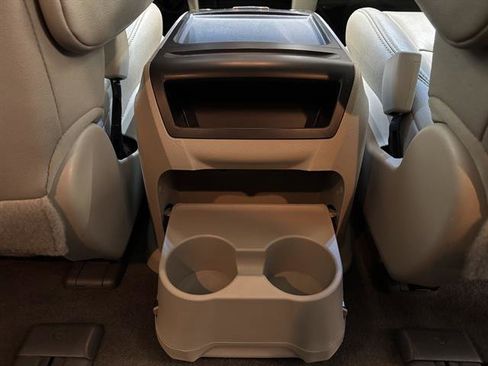 Used 2017 Toyota Sienna XLE w/ XLE Navigation Package image 22