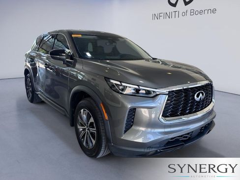 Certified 2024 INFINITI QX60 Pure FWD image 3