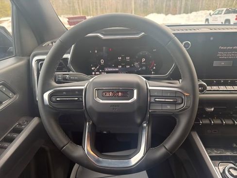 New 2026 GMC Canyon Elevation w/ Convenience Package image 16