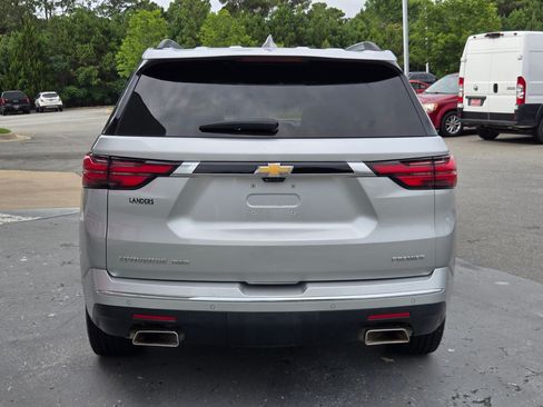 Used 2022 Chevrolet Traverse Premier AWD/4WD image 6