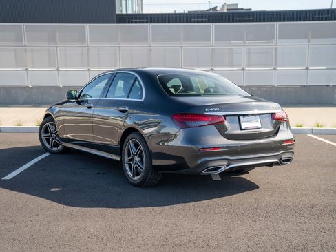 Used 2021 Mercedes-Benz E 450 4MATIC Sedan image 3