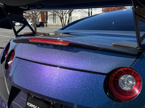 Used 2024 Nissan GT-R Premium w/ Premium Interior Package image 30