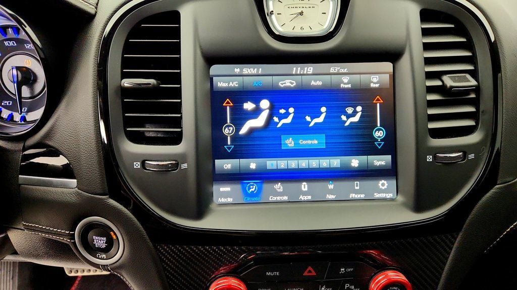 Used 2023 Chrysler 300 C RWD image 20