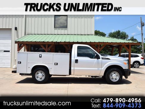 Used 2015 Ford F250 XL RWD image 1