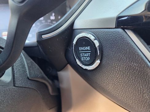 Used 2020 Ford Escape SEL FWD image 27