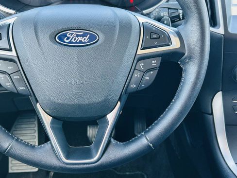 Used 2018 Ford Edge SEL w/ Equipment Group 201A FWD image 14
