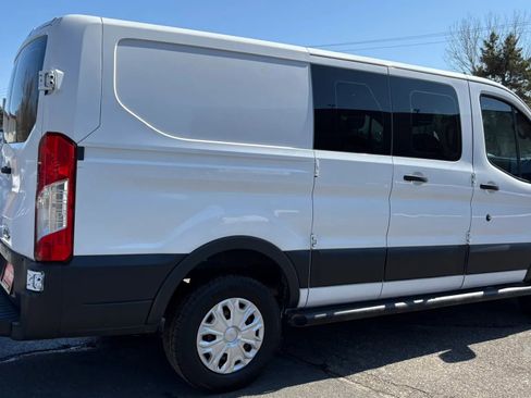 Used 2015 Ford Transit 250 130 Low Roof w/ Exterior Upgrade Package image 10