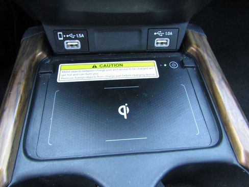 Used 2021 Honda CR-V Touring image 17