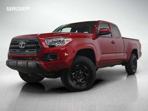 Used 2017 Toyota Tacoma SR w/ SR Convenience Package image 1