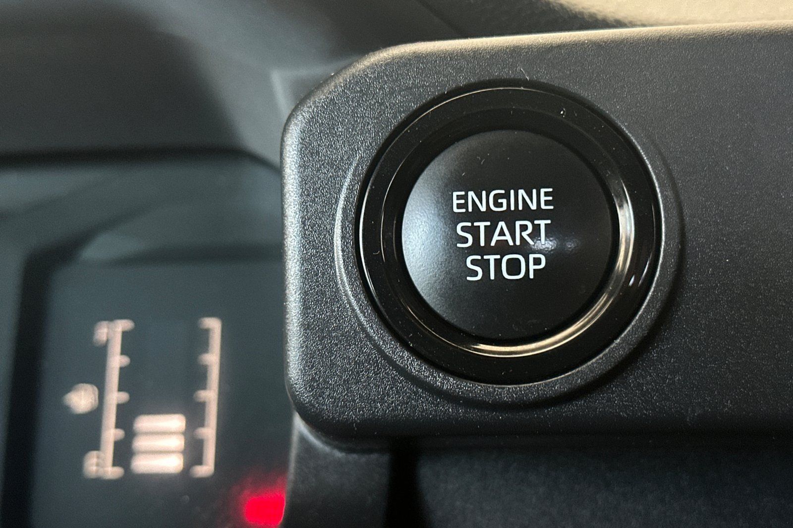 Certified 2024 Toyota Tacoma SR5 RWD image 20
