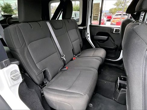 Used 2021 Jeep Wrangler Unlimited Sport image 21