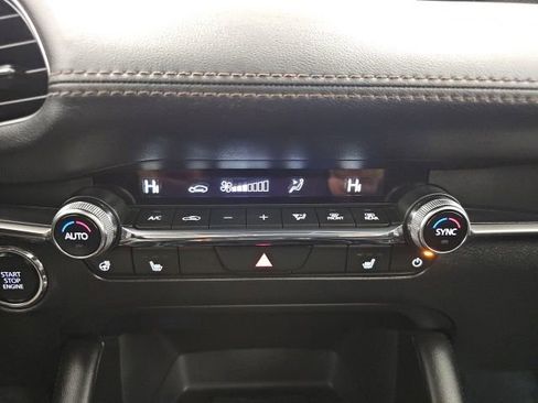 Used 2024 MAZDA MAZDA3 Hatchback w/Premium Plus Pkg image 23