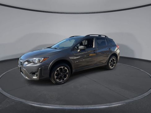 Used 2021 Subaru Crosstrek 2.0i image 4